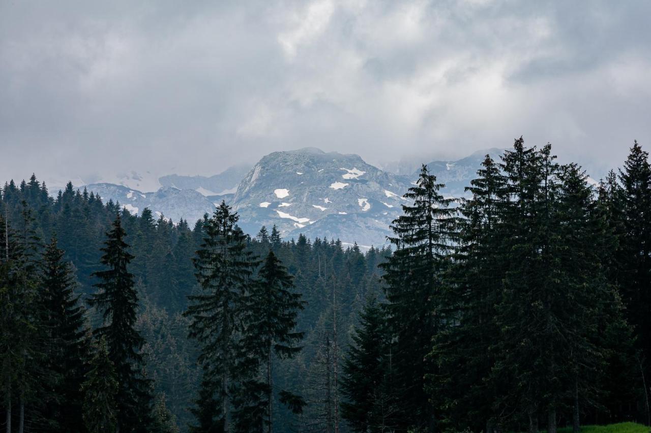 Forma Lux Zabljak Luaran gambar