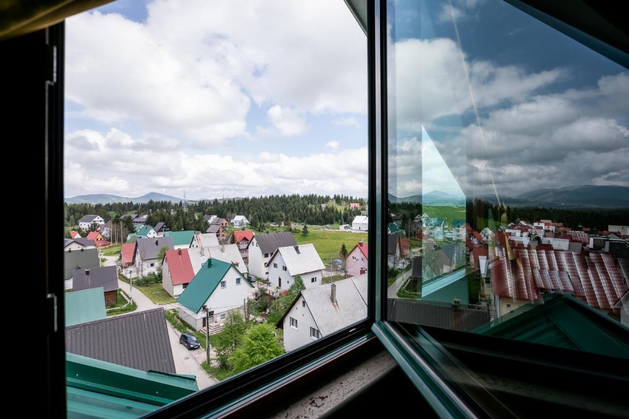 Forma Lux Zabljak Luaran gambar