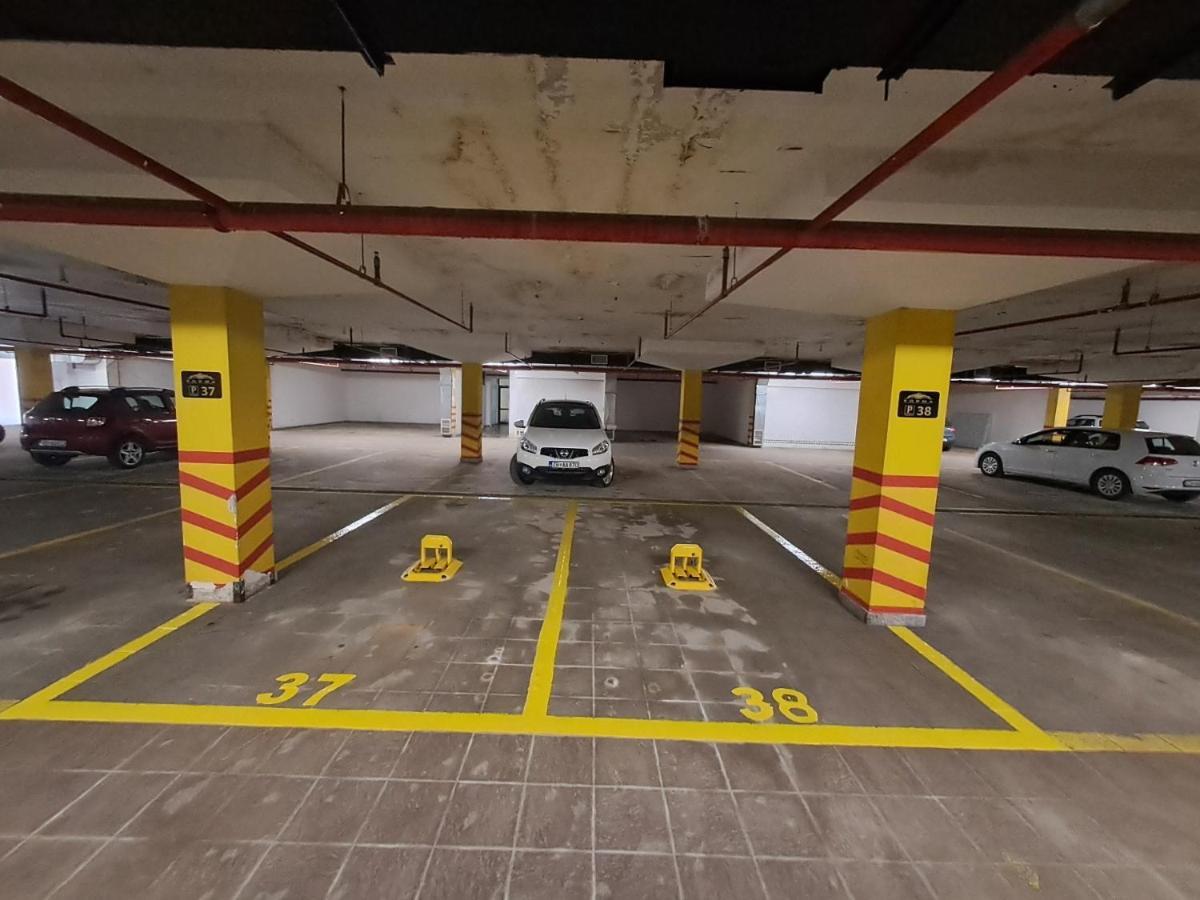 Forma Lux Zabljak Luaran gambar