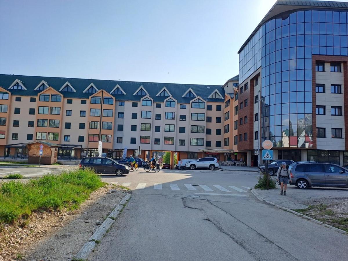 Forma Lux Zabljak Luaran gambar